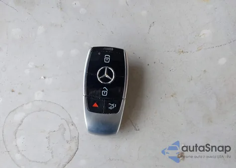 2022 Mercedes-Benz E 350 from USA, damaged, VIN W1KZF8DB0NB097962